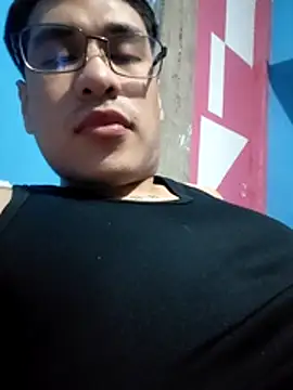 Snapshot of Exotic19cm chatting on 11/19/25, 07:30 Exotic19cm online show from 11/19/25, 07:30