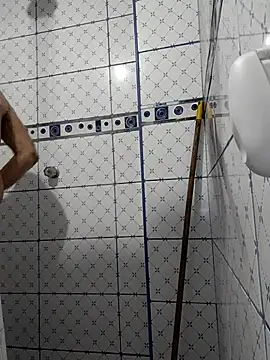 Snapshot of Exotic19cm chatting on 11/21/25, 11:03 Exotic19cm online show from 11/21/25, 11:03