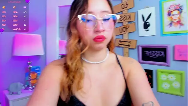 mia skys online show from 12/02/25, 11:59