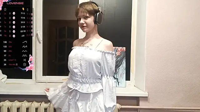 ChaeTrier online show from 10/24/25, 04:03