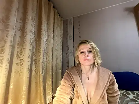 LiluXRose online show from 01/08/26, 04:09
