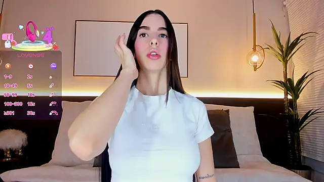 SolAvelar online show from 12/15/25, 03:22