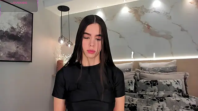 SolAvelar online show from 07/23/26, 11:02
