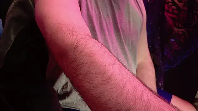 Snapshot of jj7779SC chatting on 11/24/25, 01:05 jj7779SC online show from 11/24/25, 01:05