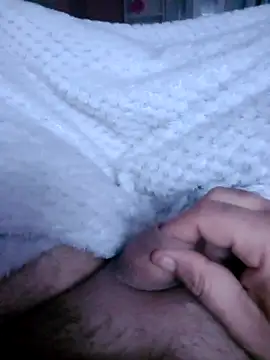 Snapshot of bajoderx585Oregano chatting on 11/23/25, 06:35 bajoderx585Oregano online show from 11/23/25, 06:35