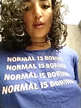 Snapshot of luna_love_xoxo chatting on 11/04/25, 02:32 luna love xoxo online show from 11/04/25, 02:32