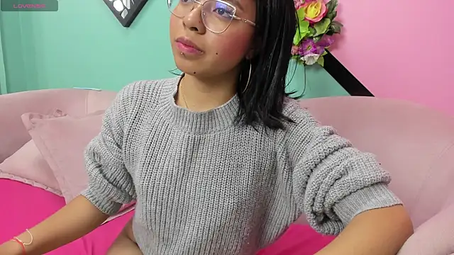 saranorton online show from 09/08/25, 04:17