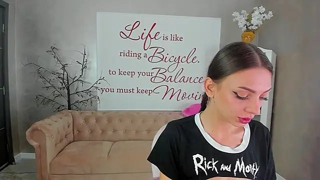 ReynaTheVixen online show from 09/14/25, 01:54