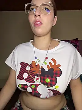 Snapshot of CoraVibes chatting on 12/14/25, 11:48 CoraVibes online show from 12/14/25, 11:48