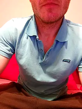 Snapshot of Hahahhdsj112 chatting on 11/07/25, 11:27 Hahahhdsj112 online show from 11/07/25, 11:27