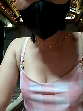 Lylymie online show from 09/12/25, 04:12