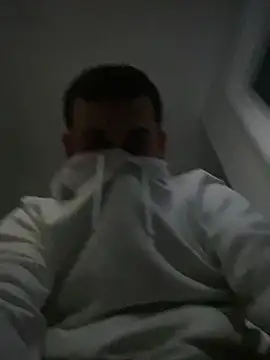 FiguralBeverage online show from 12/22/25, 03:03