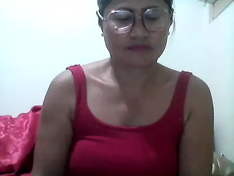 nathalie0045 online show from 06/09/26, 09:54