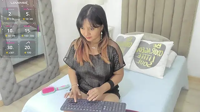 zusan king  online show from 11/15/25, 03:04