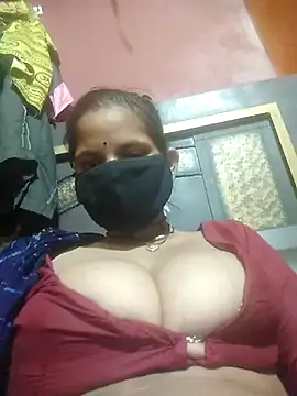 Snapshot of Jyoti_chauhan chatting on 09/25/25, 04:32 Jyoti chauhan online show from 09/25/25, 04:32