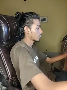 thecatfish online show from 10/26/25, 04:35