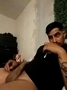 Snapshot of Arce92 chatting on 03/09/26, 01:42 Arce92 online show from 03/09/26, 01:42