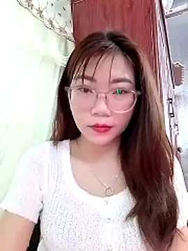 MyMy08 online show from 12/15/25, 12:04