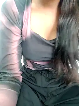 cute parii  online show from 10/01/25, 10:10