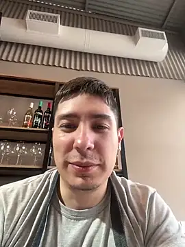 Snapshot of 9999Alez chatting on 09/23/25, 06:33 9999Alez online show from 09/23/25, 06:33