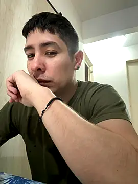 Snapshot of 9999Alez chatting on 09/25/25, 09:07 9999Alez online show from 09/25/25, 09:07