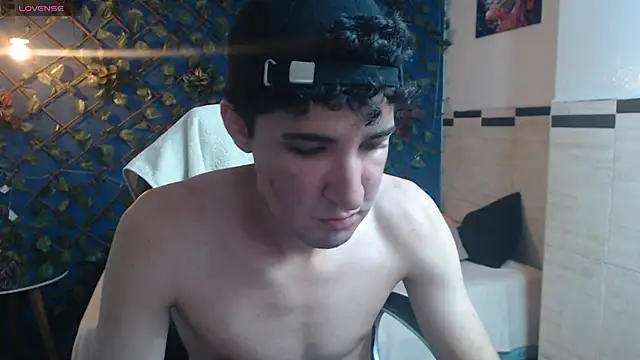 whitebull2606 online show from 09/14/25, 12:04