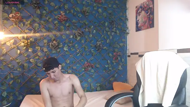 whitebull2606 online show from 09/15/25, 12:38