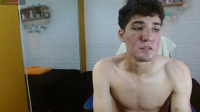 whitebull2606 online show from 10/05/25, 12:14