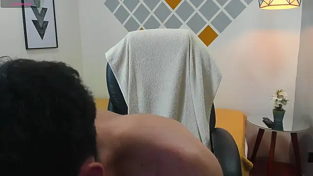 whitebull2606 online show from 10/11/25, 12:32