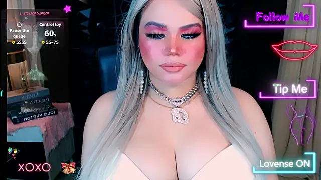 xHugeHarleySelfsuckerx online show from 11/23/25, 09:20