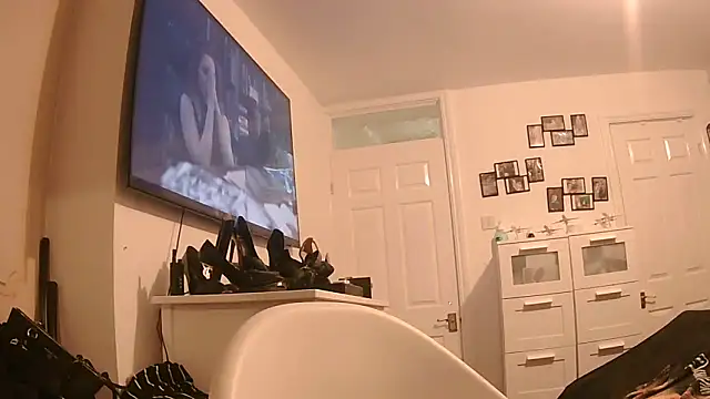 Biggtitz121 online show from 09/30/25, 07:30