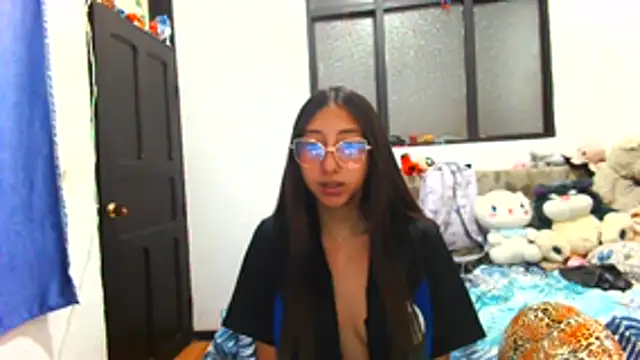 Nanilux online show from 10/22/25, 05:24