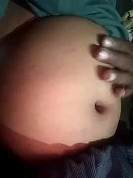 Snapshot of TSPRAJ0 chatting on 11/09/25, 04:05 TSPRAJ0 online show from 11/09/25, 04:05