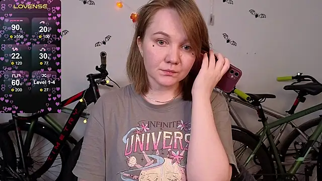 BellaMurrr online show from 10/28/25, 02:59