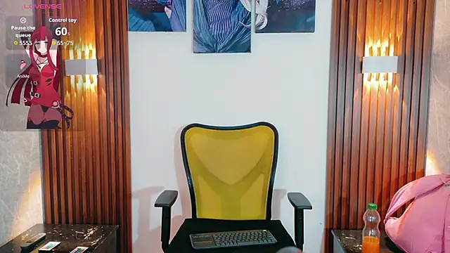 Sophi Thaylorr online show from 09/18/25, 01:24