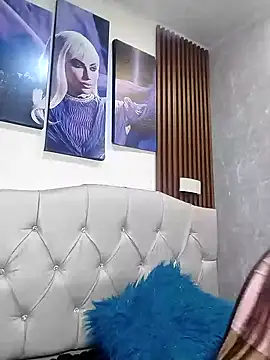 Sophi Thaylorr online show from 10/08/25, 01:42