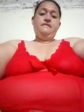 Snapshot of Sexyy-BBW chatting on 09/13/25, 06:57 Sexyy-BBW online show from 09/13/25, 06:57