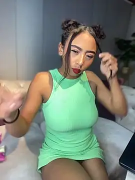 Salome pink1 online show from 10/07/25, 01:03