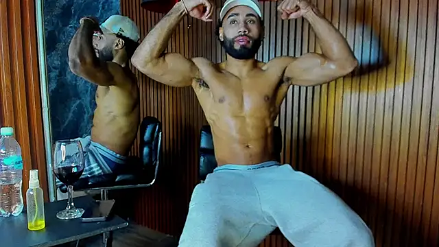 luca flame online show from 09/15/25, 02:55