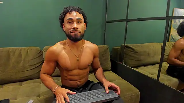 luca flame online show from 10/15/25, 11:49