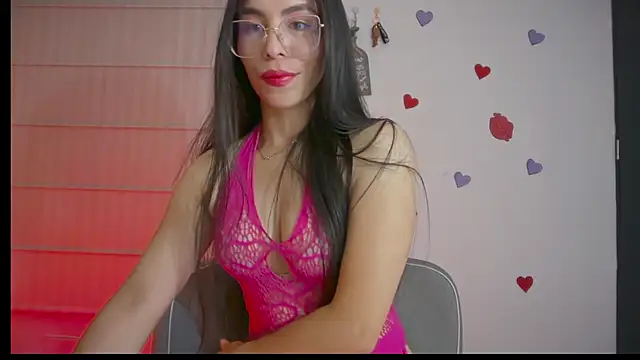 Snapshot of sasha_jonne chatting on 04/19/26, 01:49 sasha jonne online show from 04/19/26, 01:49