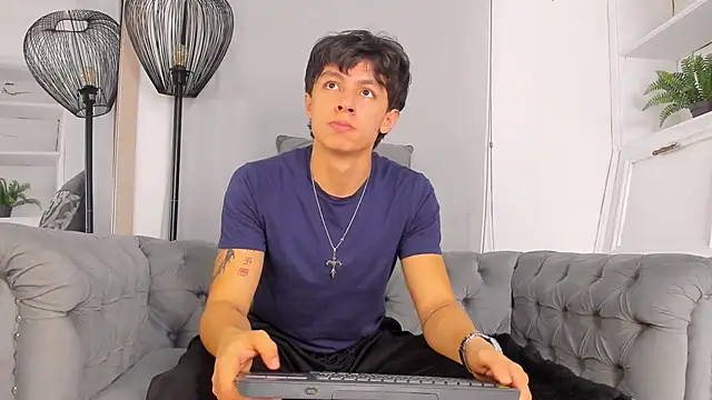 Tyler durten online show from 10/18/25, 03:09