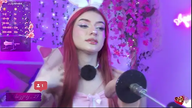 Snapshot of LucyGray chatting on 08/01/26, 09:35 LucyGray online show from 08/01/26, 09:35