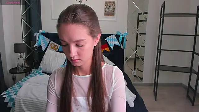 LoraSunnyy online show from 09/28/25, 01:22