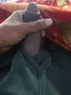 Snapshot of Mr_xxx007@xh chatting on 11/10/25, 09:19 Mr xxx007xh online show from 11/10/25, 09:19