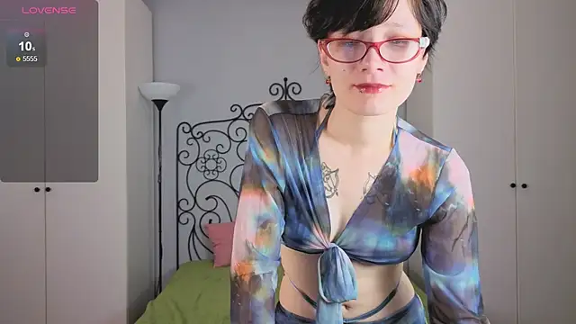 oliviafairy1 online show from 09/12/25, 01:06