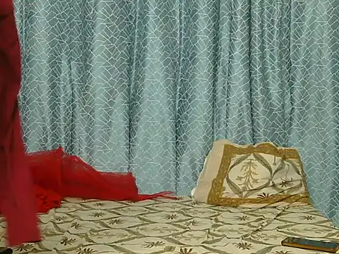 Its-ishikaa online show from 09/30/25, 04:17