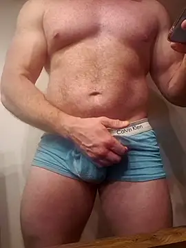 Snapshot of AlphaGymMale chatting on 11/02/25, 12:13 AlphaGymMale online show from 11/02/25, 12:13