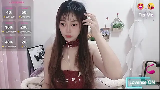 Abb-qiaoyi online show from 12/13/25, 10:04