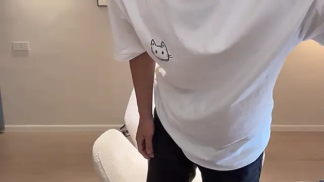 STxuguanhan online show from 09/25/25, 10:19